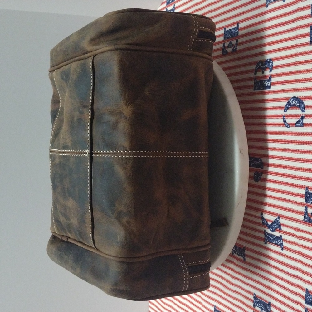 SNO Brown Multiple Zipper Pockets Leather Bag with Handle - Picture 6 of 16